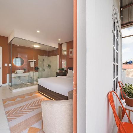 C O R O N A Hanoi House Bagian luar foto