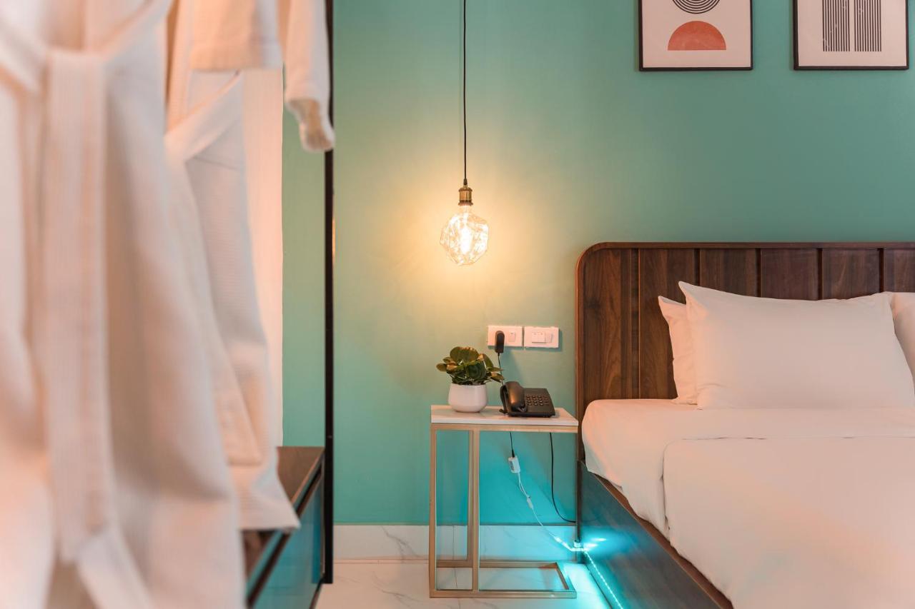 C O R O N A Hanoi House Bagian luar foto