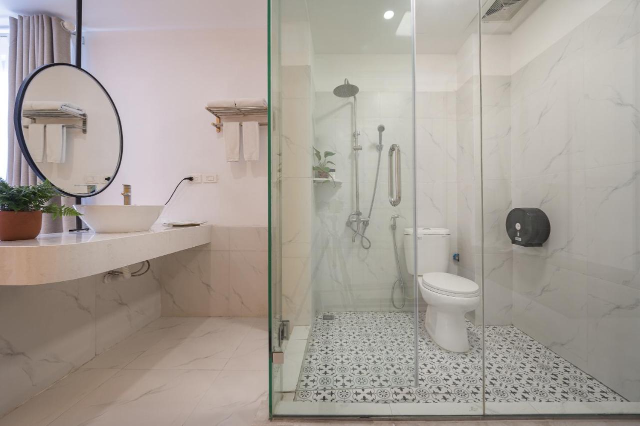 C O R O N A Hanoi House Bagian luar foto