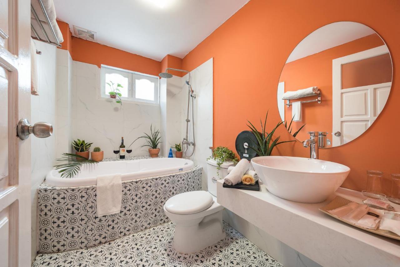 C O R O N A Hanoi House Bagian luar foto