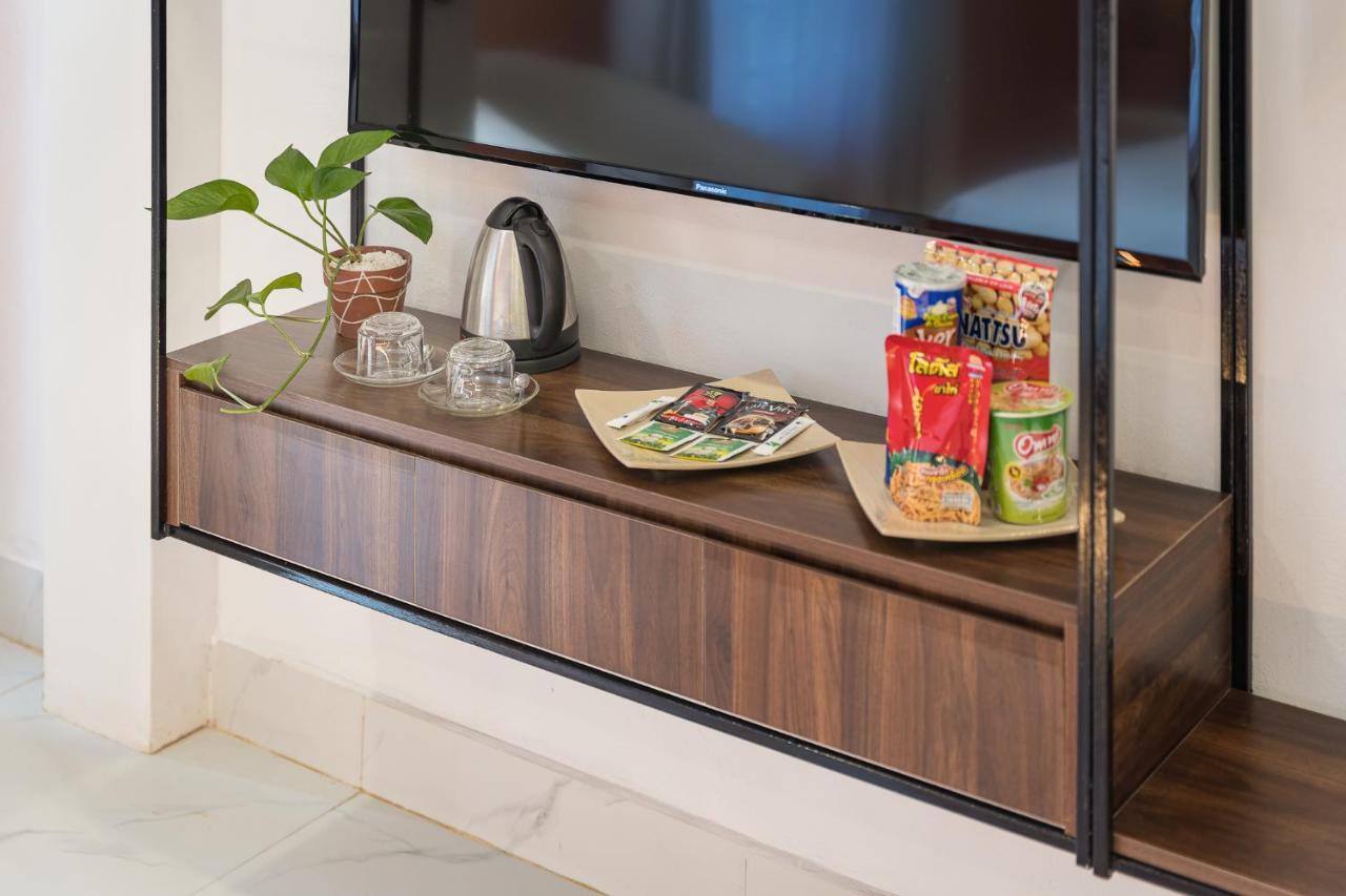 C O R O N A Hanoi House Bagian luar foto